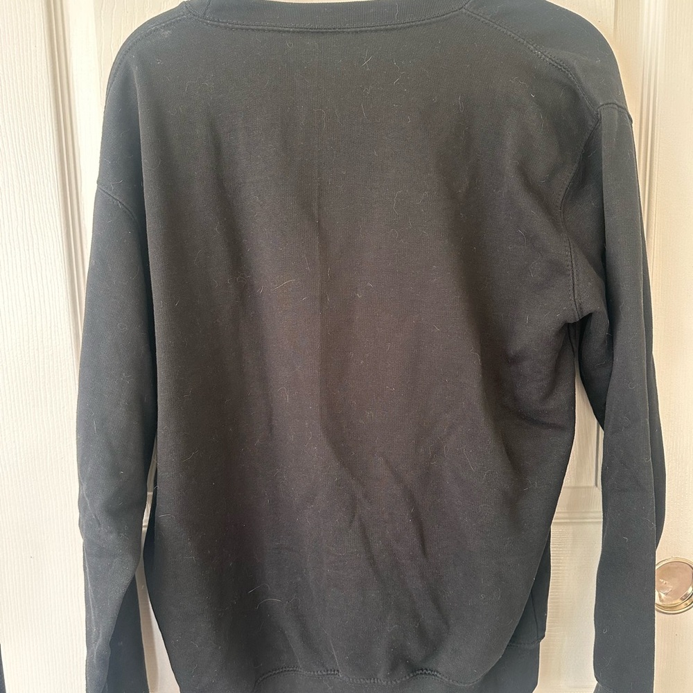 Black Alaska Wolf Graphic Crewneck Sweatshirt - Picture 4 of 4